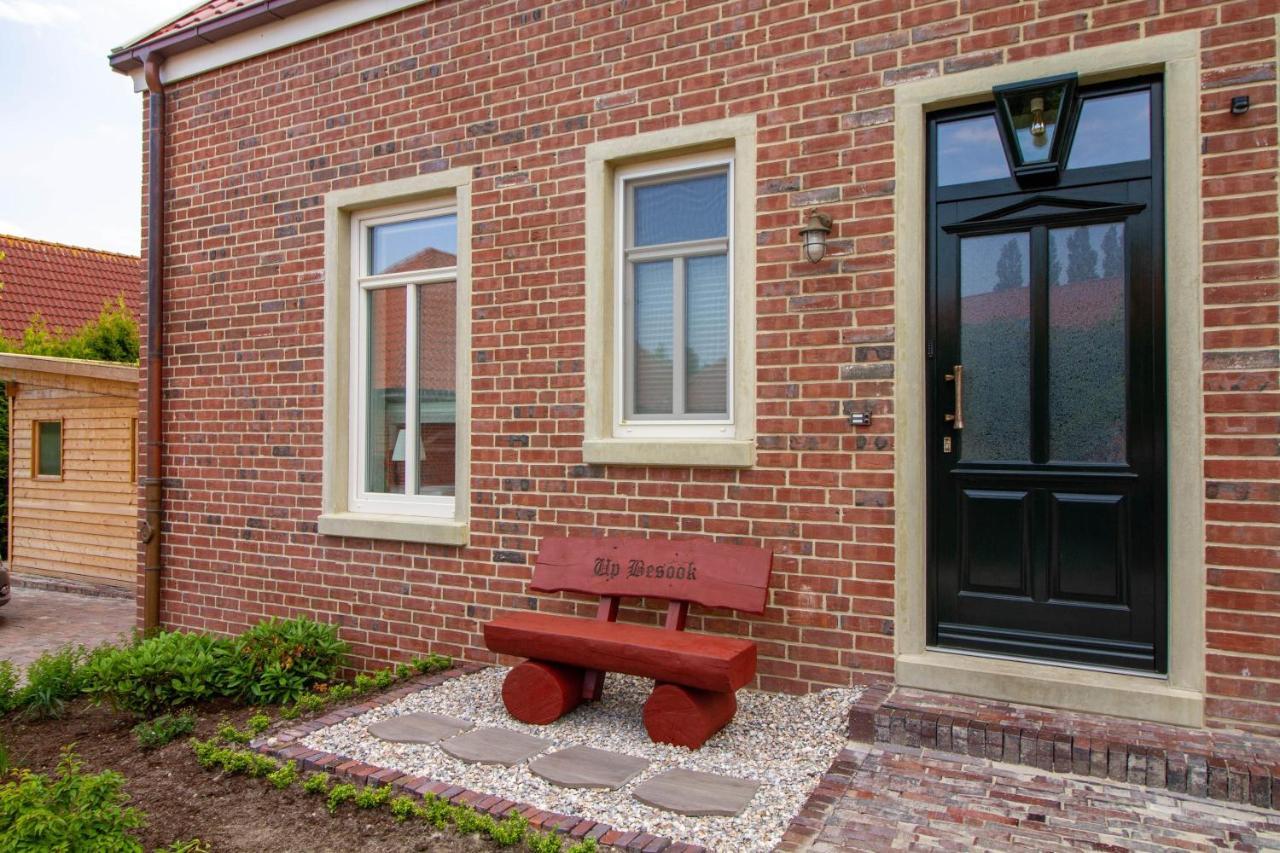 Up Besoeoek - Wildrose Mit Sauna Krummhörn Exteriér fotografie